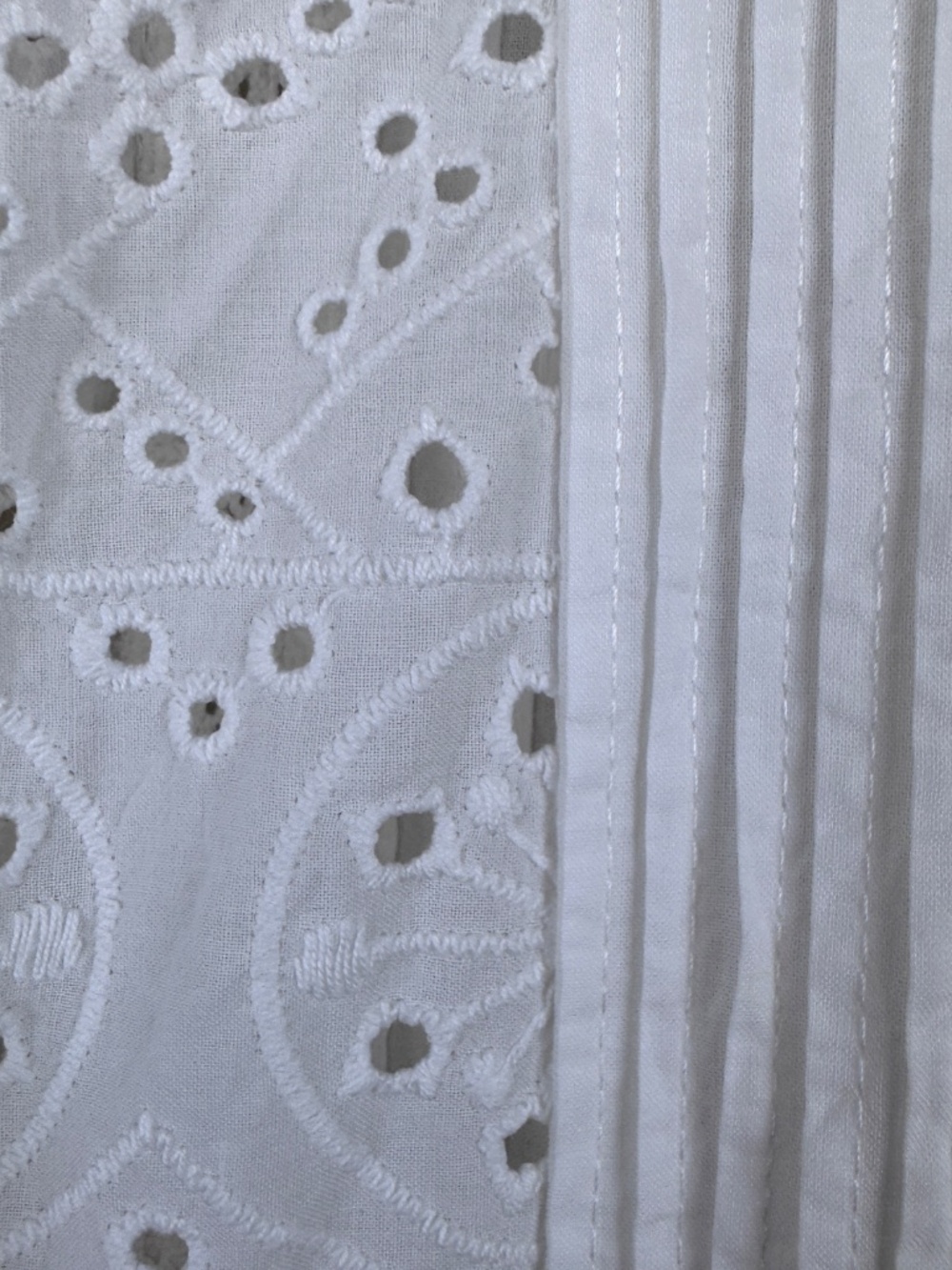 Pretty ZARA Oyster White Eyelet Embroidered Midi V Neck Lined Dress / Size Small - Picture 10 of 13